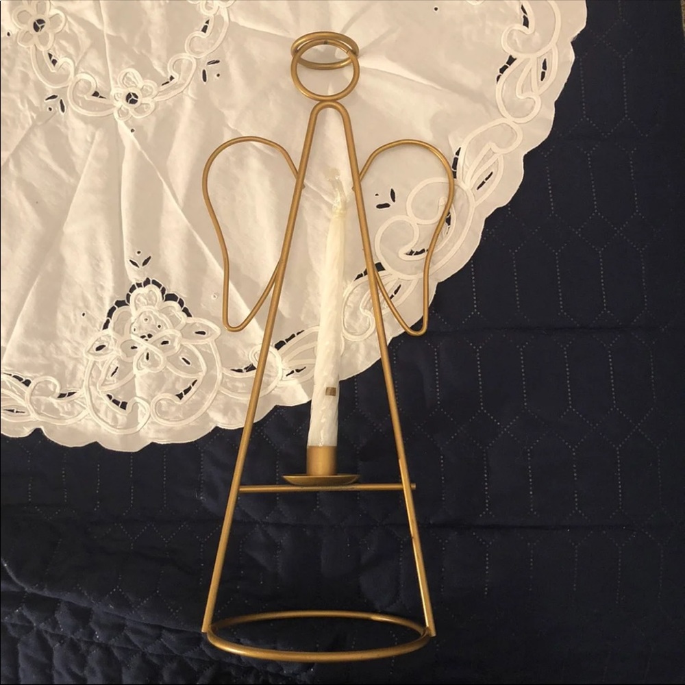 Metal angel candle holder